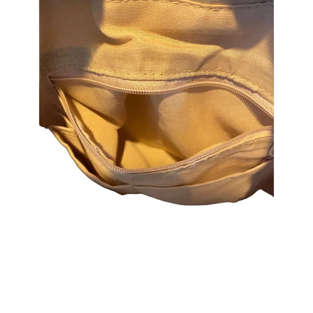 Gold faux leather shoulder bag new with out tags clean